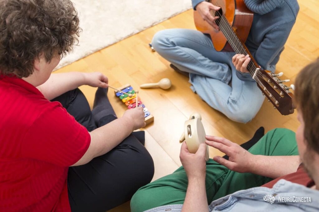 Desenvolvendo habilidades no autismo e musicoterapia